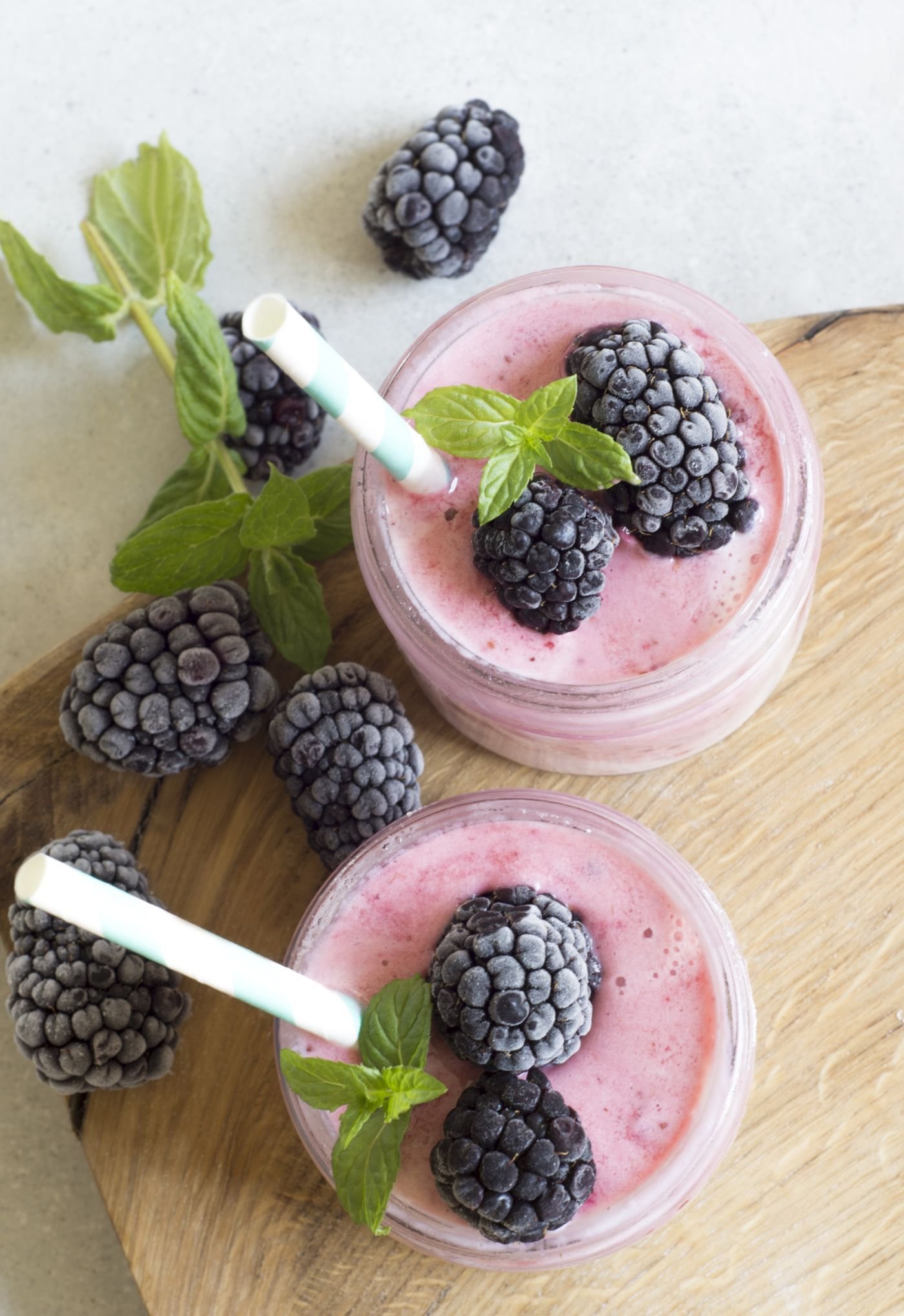 Blackberry Banana Smoothie with Mint