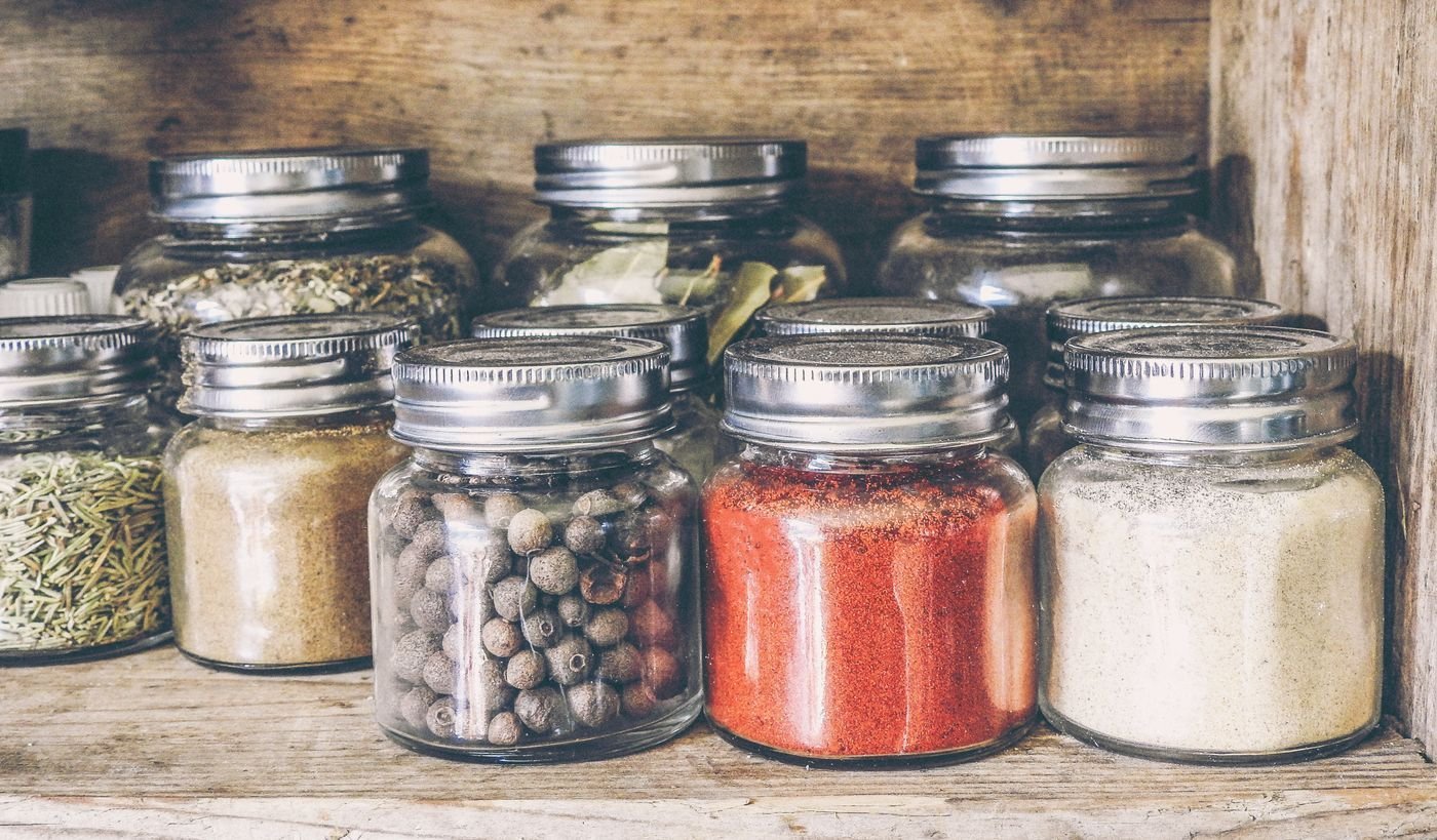 Screw-Top Glass Spice Jars